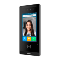 Videoporteiro com controlo de acesso - Câmara 2 Mpx | Áudio bidirecional - Facial, cartão, NFC, BLE, QR e PIN | 2 relés - 20.000 utilizadores | PoE, SIP padrão - Ecrã IPS 7" táctil | Manutenção Cloud - Ligação de monitor e placas via Cloud
