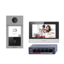Kit de videoporteiro com dois relés - Tecnologia IP e WiFi | Switch PoE - Placa e monitor | Permite 16 monitores mais - Leitor MF | PoE - Aplicação móvel com P2P | Relés internos no monitor - Montagem à superfície IP65, IK08
